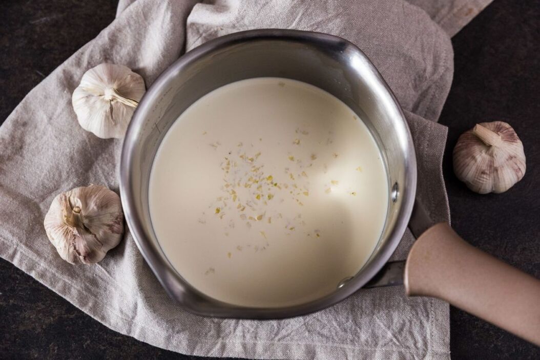 sup susu dengan bawang putih untuk parasit